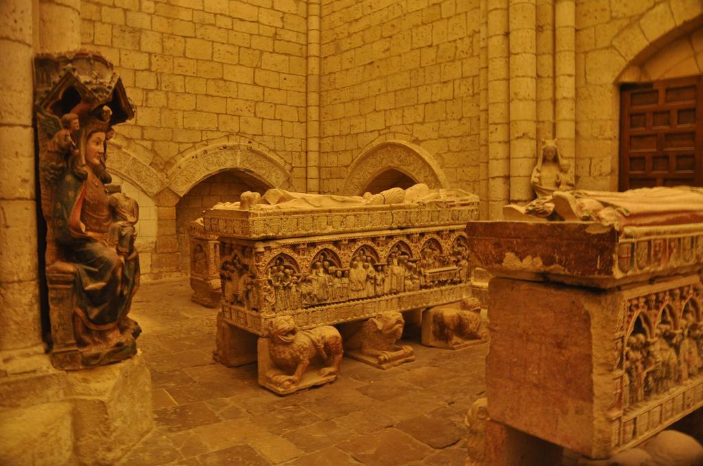 Las Cantigas Villalcázar de Sirga Εξωτερικό φωτογραφία